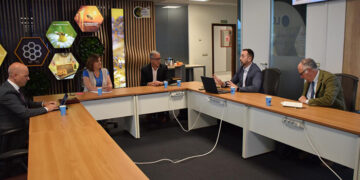 La Junta y Toroverde comparten los avances del PSI con la previsión de abordar su tramitación después del verano