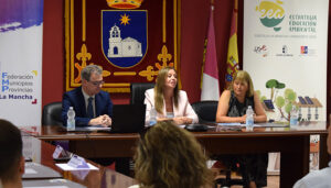 La Junta y la FEMP-CLM forman a los ayuntamientos de la provincia de Cuenca en la gestión del nuevo contenedor marrón