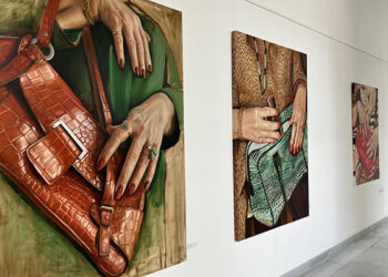 La Sala Iberia acoge la exposición ‘Bolsos y tacones a juego’ del artista Antonio Ovejero