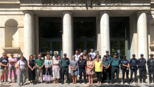 La Subdelegación del Gobierno en Cuenca celebra un minuto de silencio en repulsa por los asesinatos machistas de este fin de semana en España