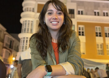 La artista Esther de la Cruz será la cartelista de la Feria y Fiestas de San Julián 2024
