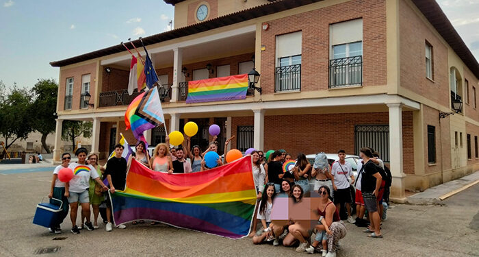 La asociación provincial EACEC LGTBI cierra en Villanueva de la Torre un Orgullo LGTBIQ+ plagado de actividades 1 La asociación provincial EACEC LGTBI cierra en Villanueva de la Torre un Orgullo LGTBIQ+ plagado de actividades