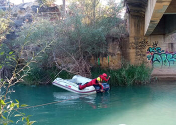Encontrado el cuerpo sin vida del joven de 16 años que se lanzó ayer al Júcar en Mariana