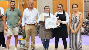 María Luisa de la Torre, del Restaurante Retama de Ciudad Real, gana el XIV Concurso Nacional de Cocina ‘Ajo Morado Las Pedroñeras’
