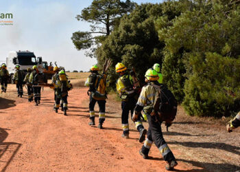 Ordenan el confinamiento de las localidades de Barchín del Hoyo y Piqueras del Castillo por posible afección por humo del incendio de Valverdejo