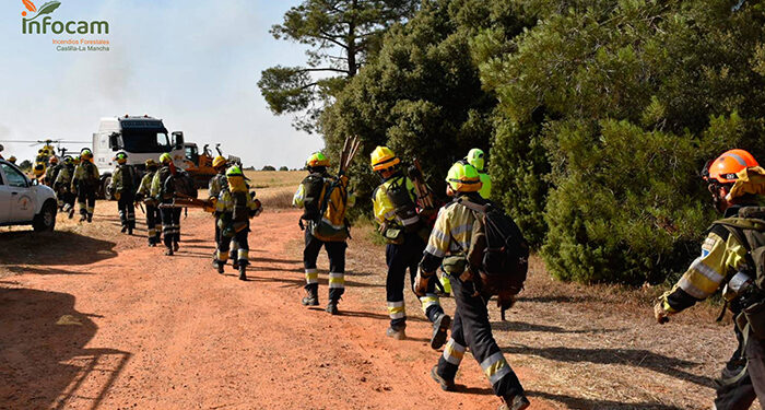 Ordenan el confinamiento de las localidades de Barchín del Hoyo y Piqueras del Castillo por posible afección por humo del incendio de Valverdejo 1 Ordenan el confinamiento de las localidades de Barchín del Hoyo y Piqueras del Castillo por posible afección por humo del incendio de Valverdejo