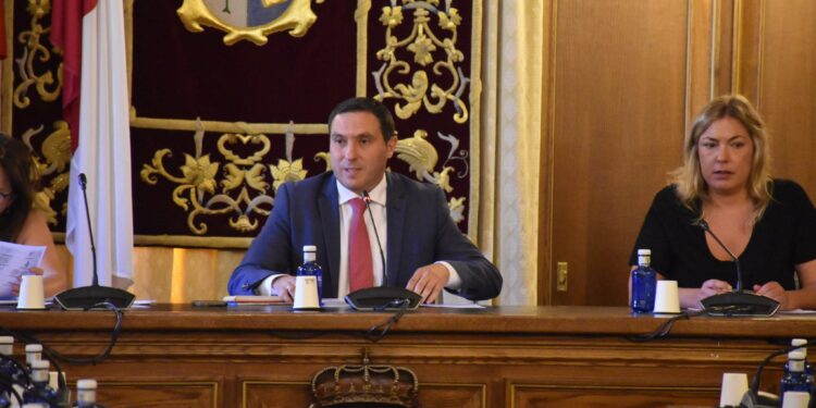 La Diputación de Cuenca aprueba en pleno el convenio con la Junta dotado con 50.000 euros para impulsar la región europea del deporte 2024 1 PLENO JULIO