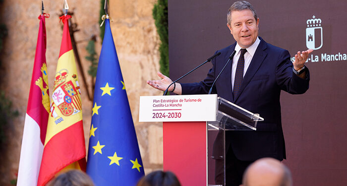 Page fija el objetivo de incrementar un 18 por ciento el número de turistas y un 23 por ciento el de pernoctaciones durante esta década 1 Page fija el objetivo de incrementar un 18 por ciento el número de turistas y un 23 por ciento el de pernoctaciones durante esta década