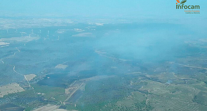El Gobierno declara Valverdejo como zona afectada por emergencia de protección tras el incendio declarado en verano 1 Se incorporan los medios aéreos al incendio de Valverdejo