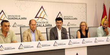Tarifazos, la compra fallida de la bodega de Mondéjar y continuas inversiones a dedo en pueblos del PSOE marcas de la gestión de Vega en la Diputación