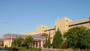 Trasladado al hospital de Getafe un trabajador de 59 años tras sufrir una descarga eléctrica en Alovera y sufrir graves quemaduras