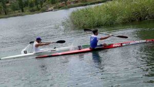 Un total de 104 palistas de siete comunidades autónomas y 17 clubes, en la III Regata de Pareja de Piragüismo