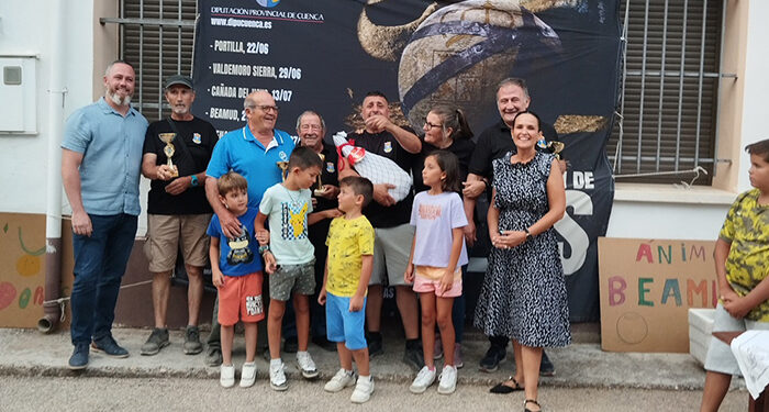 Valdemoro de la Sierra gana en Beamud y Uña sigue líder del circuito de bolos 1 Valdemoro de la Sierra gana en Beamud y Uña sigue líder del circuito una semana más en el circuito de bolos