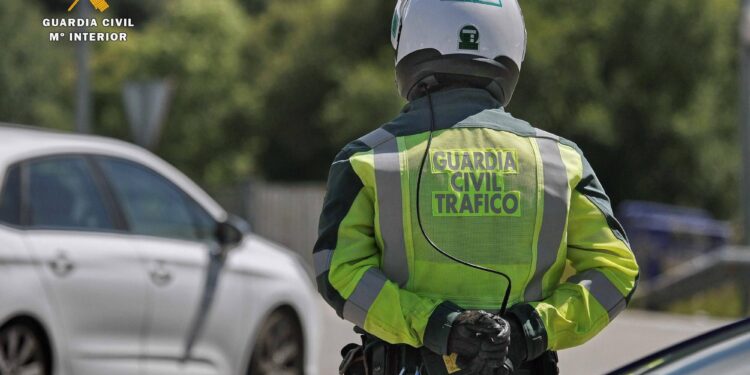 La Guardia Civil de Cuenca investiga a un conductor que transportaba una persona en el maletero y dos menores sin sistema de retención infantil (SRI) 1 101acf46 c491 4b7f 9c71 e1e56b48cc66 source aspect ratio default 0