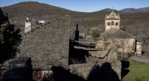 770x Majaelrayo pueblo negro pizarra Guadalajara