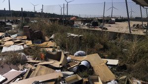 Ecologistas en Acción denuncia el abandono total del punto limpio de Campillo de Altobuey
