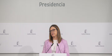 El Gobierno regional destina casi tres millones de euros al servicio de acompañantes para el transporte escolar durante el curso 2024-2025