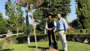 Guadalajara se suma a la campaña #Plant4Mother promovida por India, plantando un árbol en el Parque Adoratrices