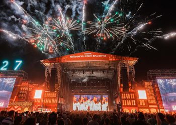 Hombres G pone patas arriba el Sonorama Ribera 2024 y cierra la edición con 40.0000 personas entre el público