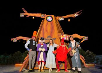 La Plaza Mayor de Cuenca acoge este domingo 11 de agosto el musical ‘Alicia en el Destino de las Maravillas”