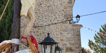 Verano 2024. Salida de la procesión del Santisimo Cristo de la Fe en Navalón