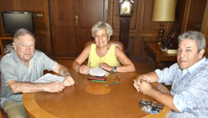 La subdelegada del Gobierno recibe al presidente nacional de Natura y Salud y al presidente provincial de la UDP de Cuenca