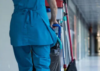 Adjudicado a Ilunion el servicio de limpieza de las dependencias municipales de Guadalajara para los próximos tres años