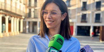 Lucía de Luz, portavoz socialista en el Ayuntamiento