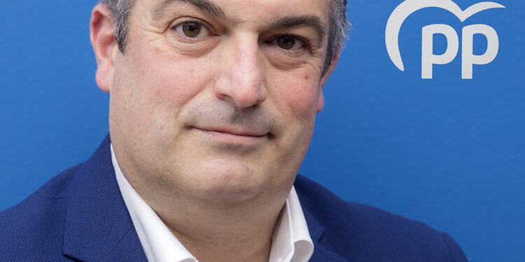 Marta, andas afanada en muchas cosas pero solo una es importante 1 MG 7259 1 copia