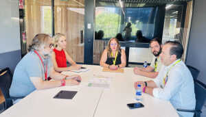 Reunión para mejorar la línea de autobús 275 que une Pozo de Guadalajara con la Comunidad de Madrid