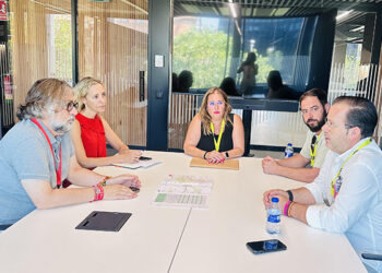 Reunión para mejorar la línea de autobús 275 que une Pozo de Guadalajara con la Comunidad de Madrid