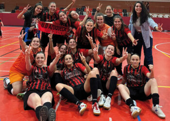 El equipo femenino de la UD Azuqueca FS y el grupo musical Volvoreta, Populares del Año 2024