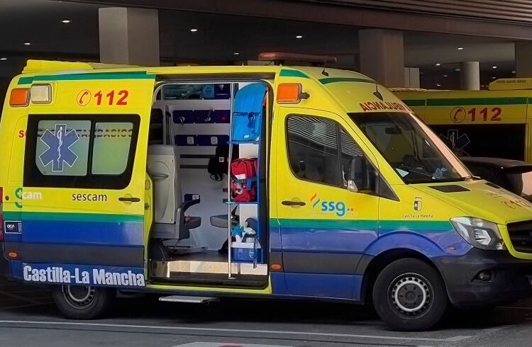 UGT plantea al delegado de la Junta en Guadalajara la problemática que representa para la provincia no contar con una ambulancia dedicada a los traslados interhospitalarios