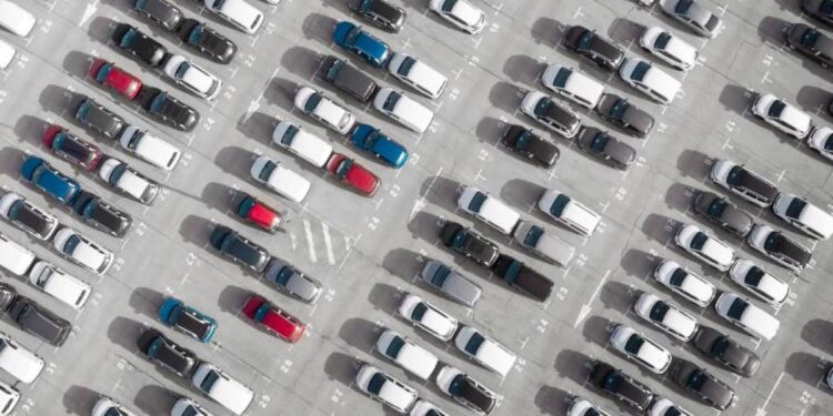 La antigüedad del parque de turismos en Castilla-La Mancha aumenta hasta los 15,5 años 1 coches coches 1 285 61017042 20240301104329