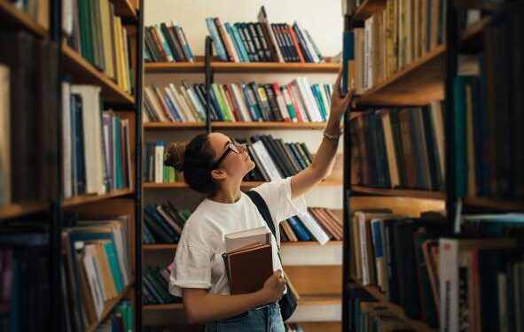 Las bibliotecas de Castilla-La Mancha continúan con su actividad en el mes de agosto para acercar la cultura a todos los rincones de la región 1 p1i4cgpo97vg71q10137a1t1c1osm4