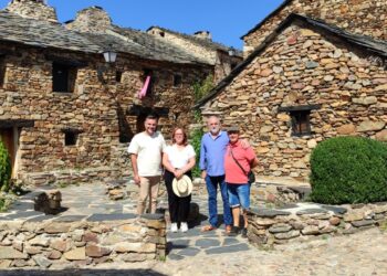 La Junta recupera el patrimonio arquitectónico y medioambiental de Umbralejo a través de dos campos de voluntariado juvenil La Junta recupera el patrimonio arquitectónico y medioambiental de Umbralejo a través de dos campos de voluntariado juvenil