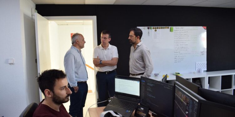 p1i5vbt4l548b158kni1t7m19ek4