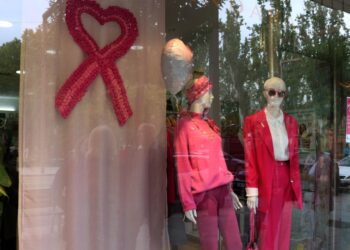 Abierto el plazo en Guadalajara para la inscripción en el concurso de Escaparates en Rosa