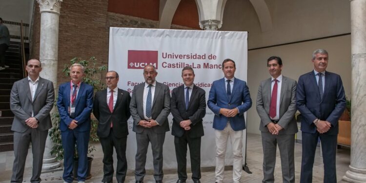 Page apuesta por “ensanchar lo más posible la democracia representativa” para adaptarla a los “retos” presentes y futuros