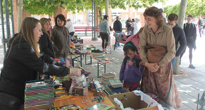 Abre la inscripción para el XIII Mercadillo de Segunda Mano de Cabanillas, que se celebrará el 19 de octubre 1 Abre la inscripción para el XIII Mercadillo de Segunda Mano de Cabanillas, que se celebrará el 19 de octubre