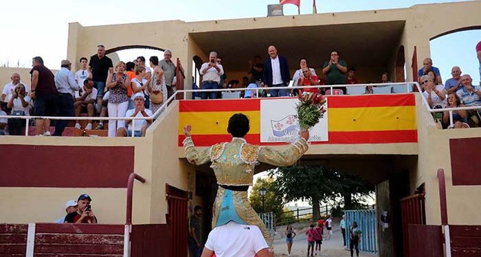 Arias Samper sale a hombros de La Coqueta 1 Arias Samper sale a hombros de La Coqueta