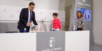 Castilla-La Mancha comienza el curso escolar 2024-2025 con la puesta en marcha del Banco de libros y la implementación del programa ‘+ Escuela CLM’