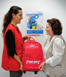 Cruz Roja Cuenca se coordina con los centros educativos para dar una mejor respuesta en el reparto de material escolar y libros de texto