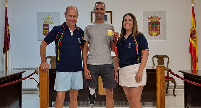 Dani Molina dará la salida de la Carrera Lago de Pareja este domingo