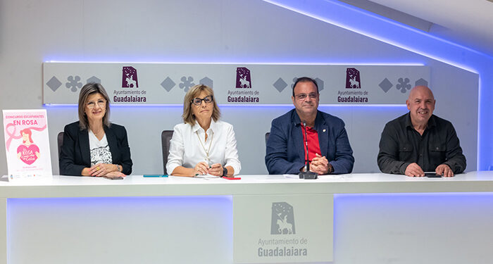 El Ayuntamiento de Guadalajara pone en marcha dos campañas de dinamización comercial con Escaparates en Rosa y la Semana del Comercio