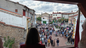 Nerea Fuentes pregona las fiestas de Las Majadas. "Los que nos hemos tenido que ir, lo hemos hecho con unos valores ligados al campo y a su forma de vida" 4 IMG 20240905 201544 PEQUENAAA