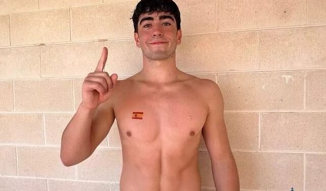 Jaime Irueste Rojo, campeón del mundo en 100 metros remolque de maniquí con aletas en la categoría júnior