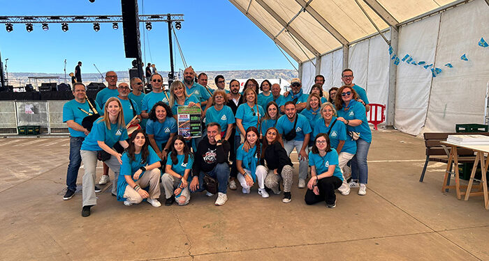 La Casa de Asturias en Azuqueca consigue un nuevo récord de escanciado simultáneo fuera de Asturias 1 La Casa de Asturias en Azuqueca consigue un nuevo récord de escanciado simultáneo fuera de Asturias