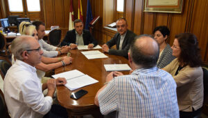 La Diputación de Cuenca colaborará con San Clemente en la celebración del XXV Aniversario de la Declaración de la Virgen de Rus como Alcaldesa Perpetua