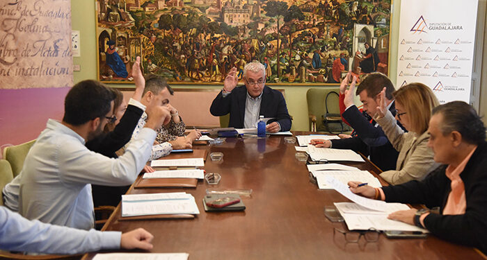 La Diputación de Guadalajara aprueba un proyecto de obra de 300.000 euros en Sigüenza para infraestructura viaria y redes de agua